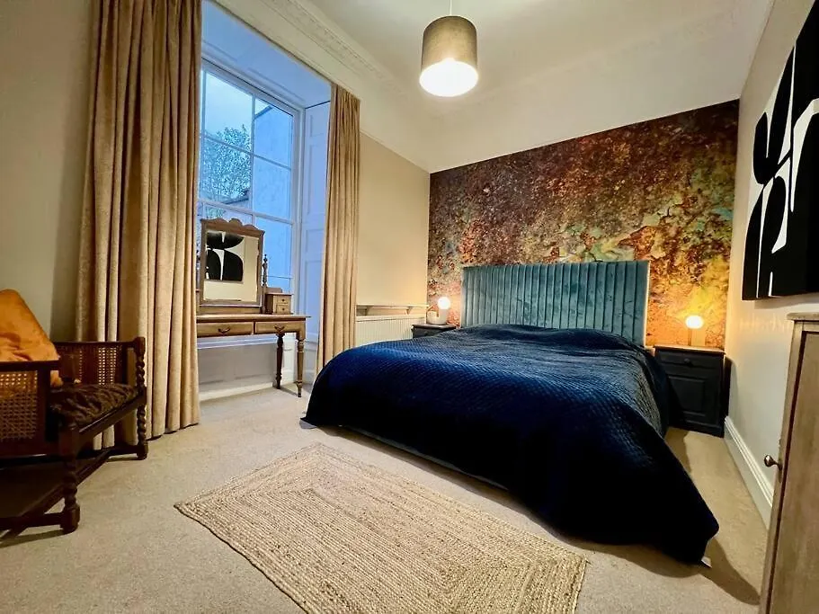 Entire Stylish Colourful Two Bed Flat In Clifton Apartment Bristol