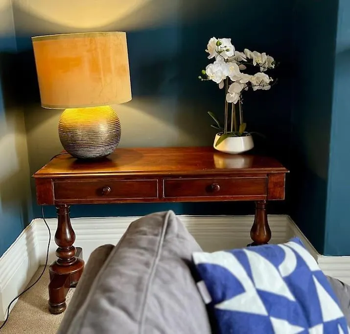 Entire Stylish Colourful Two Bed Flat In Clifton Apartment Bristol