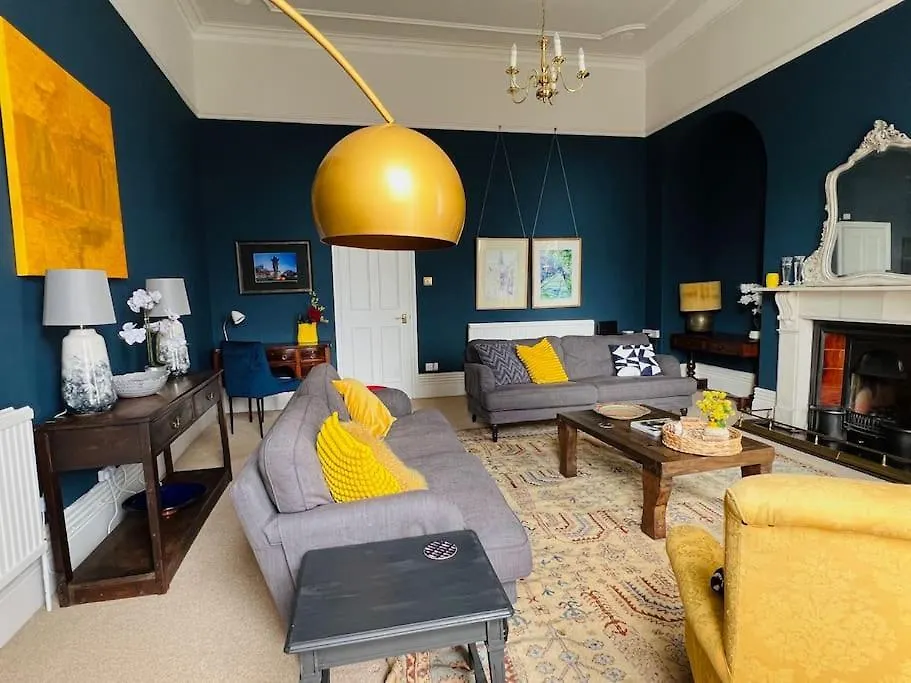 Entire Stylish Colourful Two Bed Flat In Clifton Apartment Bristol